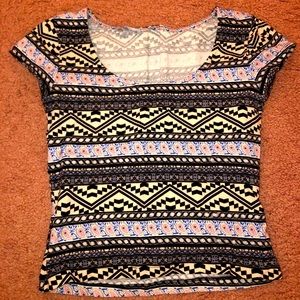 Charlotte Russe Short Sleeve Crop Top
